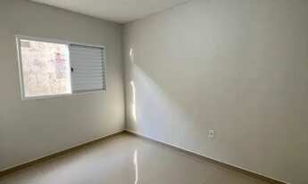 Imagem 3: Casa no condomínio Athenas, individual de esquina, ao lado do estacionamento interno