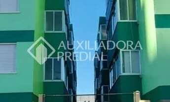 Imagem: Um apê mobiliado, pertinho do mar, prontinho