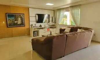 Imagem 4: Condomínio Aristocrático, Casa Duplex com 5 Suítes + Escritórios, Espaço Gourmet, Piscina