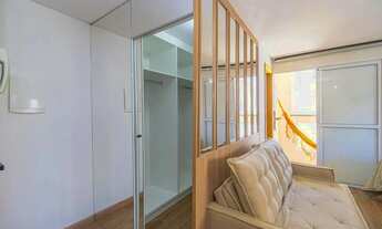 Imagem 4: Studio mobiliado com sacada no Centro