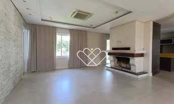 Imagem 5: Casa com 4 Dormitórios e Piscina O Lar dos Seus Sonhos Espera por Você!