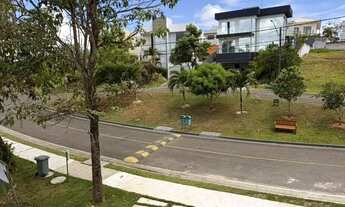 Imagem 2: Alphaville Litoral Norte II, acabamento alto padrão, 470m², 4 suítes, closet e hidro, sala