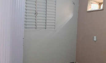 Imagem 3: ALUGA-SE UMA CASA// NOVA CIDADE//PROX DA FACULDADE FAMETRO// R$ 500