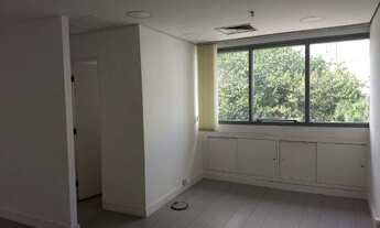 Imagem 2: Sala/Conjunto para aluguel e venda possui 45 metros quadrados em Pinheiros - São Paulo - S