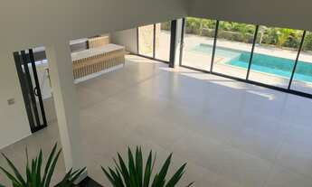 Imagem 2: MAGNÍFICO IMÓVEL COM 4 SUÍTES ,PISCINA - 330 M