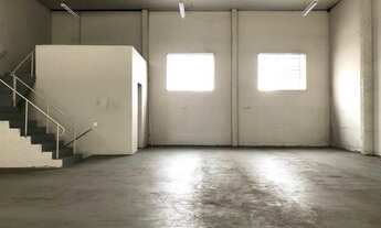 Imagem 4: Barracão para alugar por R$ 8900.00, 400.00 m2 - PAROLIN - CURITIBA/PR