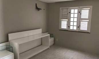 Imagem 4: Casa de condomínio sobrado para venda tem 213 metros quadrados com 1 quarto