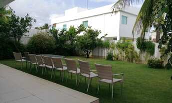 Imagem 5: Casa de condomínio para aluguel e venda possui 300 metros quadrados com 5 quartos