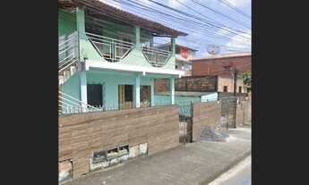 Imagem: Casa próxima ao centro de Camaçari, no