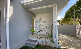 Imagem 2: Sobrado para venda tem 115 metros quadrados de área construída e 3 suítes no Jardim das In