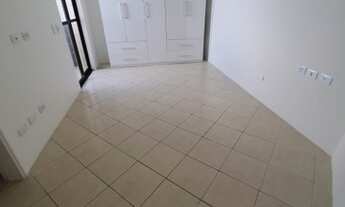 Imagem 5: Apartamento para venda possui 220 metros quadrados com 4 quartos