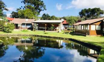 Imagem 5: Trailer Imperial Luxo com Chalé em Gramado