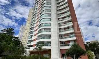 Imagem 2: Apartamento de alto padrão, com 4 dormitorios sendo 3 suítes, na rua mais cobiçada do bair