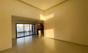 Imagem 7: Casa Imponente. Nova. Preço de Ocasião. Para pessoas Exigentes. Local Sensacional. Nível A