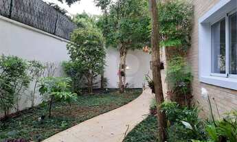 Imagem 4: Casa com 4 quartos em condomínio no Alto da Boa Vista