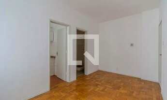 Imagem 2: Apartamento para Aluguel - Centro Histórico, 1 Quarto, 29 m2