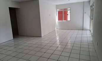 Imagem 2: Apartamento para aluguel tem 140 metros quadrados com 3 quartos em Ponta Verde - Maceió