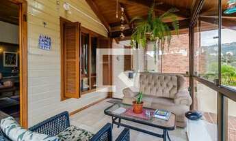 Imagem 6: Casa para Aluguel - Teresópolis, 3 Quartos, 190 m2