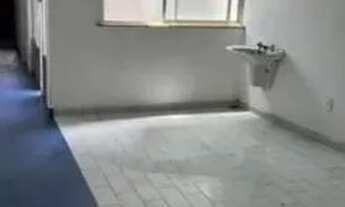 Imagem 2: Alugo Ampla Casa com 5 Quartos, Quintal, Próx. à vários Pontos Turísticos