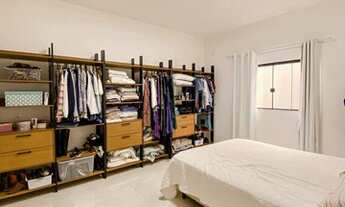 Imagem 7: Excelente Casa com Piscina no Bairro - Anapolis City