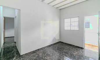 Imagem: Casa para Aluguel - Glória, 2 Quartos