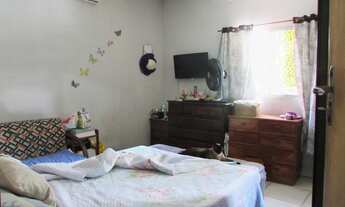 Imagem 3: Casa com ótima localização, à 600 metros da praia no Balneário de Jacaraípe - Serra - ES