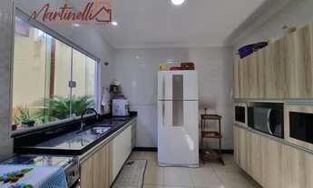 Imagem 2: Casa individual em colina de laranjeiras 3 quartos com suíte quintal amplo com churrasquei