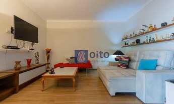 Imagem 7: Casa com piscina coberta