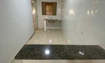 Imagem 3: Casa 2 quartos toda no porcelanato