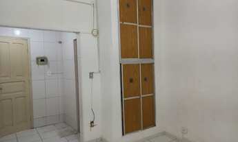 Imagem 3: Kitnet/conjugado para aluguel tem 32 metros quadrados com 1 quarto