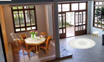 Imagem: Sobrado confortável com projeto diferenciado