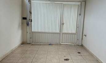 Imagem 2: Sobrado para venda possui 98 metros quadrados com 3 quartos em Parque dos Príncipes - Jaca