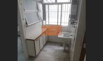 Imagem 3: LIVE Vende: Apartamento fundos com 180 m2, sol da manhã, 4 quartos sendo 1 suíte!