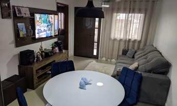 Imagem 7: Excelente casa ampla Suíte com closet/ Área gourmet / Pátio grande / Lareira