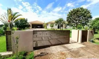 Imagem 4: Casa em Condomínio para Alugar em Cambé, Bratislava, Linda Chácara com 4 Suítes e Piscina