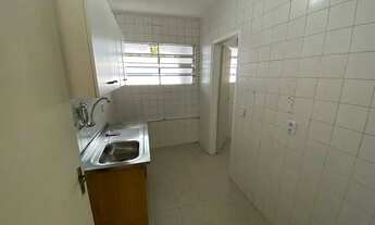 Imagem 3: Apto amplo, em prédio baixo, com portaria eletrônica, px. ao metro Clinicas e Sumaré