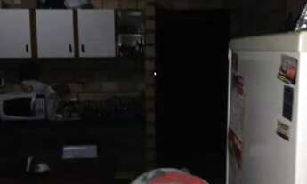 Imagem 5: Vendo Casa de esquina, frente leste, terreno 19 x 30, á poucos metros do Mar - Toda Escrit