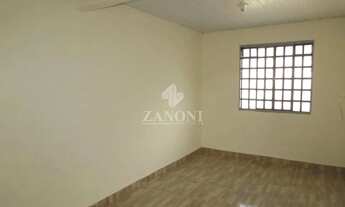 Imagem 5: Casa Conj Requiao com dois quartos , Frente