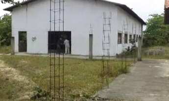 Imagem 2: Grande complexo de construções servindo para projetos sociais ou industriais