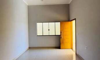 Imagem: Casa à venda - 3 Quartos (1 Suíte) - 199m²