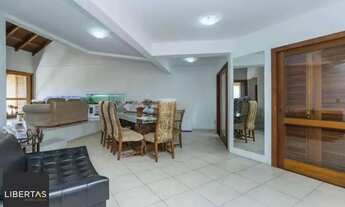 Imagem 4: Casa térrea com 5 dormitórios, 2 suítes, 3 vagas