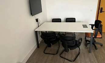 Imagem 3: Sala comercial toda mobiliada no Ed. Boulevard Jacareí Office e Mall