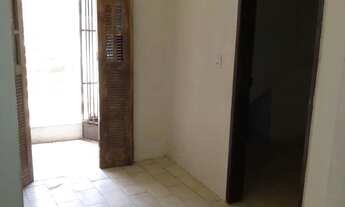 Imagem 2: Vende-se uma casa na Boca do Rio ( Alto de São Francisco