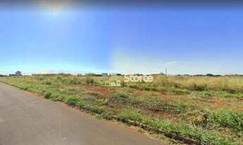 Imagem: Terrenos à venda, 330m² e 412,5m² sendo