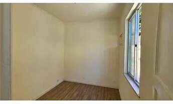 Imagem 2: Casa com 2 dormitórios, 63 m² - venda por R$ 185.000,00 ou aluguel por R$ 1.400,00/mês - E