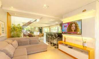 Imagem: Casa de Condomínio em Porto Alegre, RS