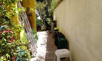 Imagem: SOBRADO AO LADO DA ROD. RAPOSO TAVARES