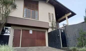 Imagem: Casa para venda tem 200 metros quadrados