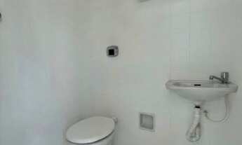 Imagem 6: Apartamento modernizado, 2 quartos, 2 banheiros, sala. cozinha, área de serviço, vaga dema