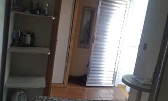 Imagem 6: Térrea , repleta em armários , edícula e churrasqueira- São Paulo - SP